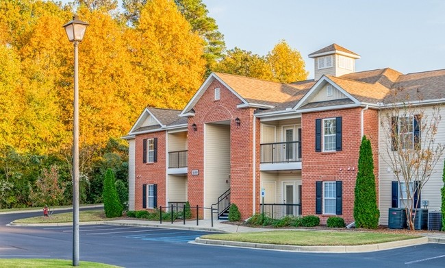 Mill Creek Manor Senior Living - Mill Creek Manor Senior Living Apartments