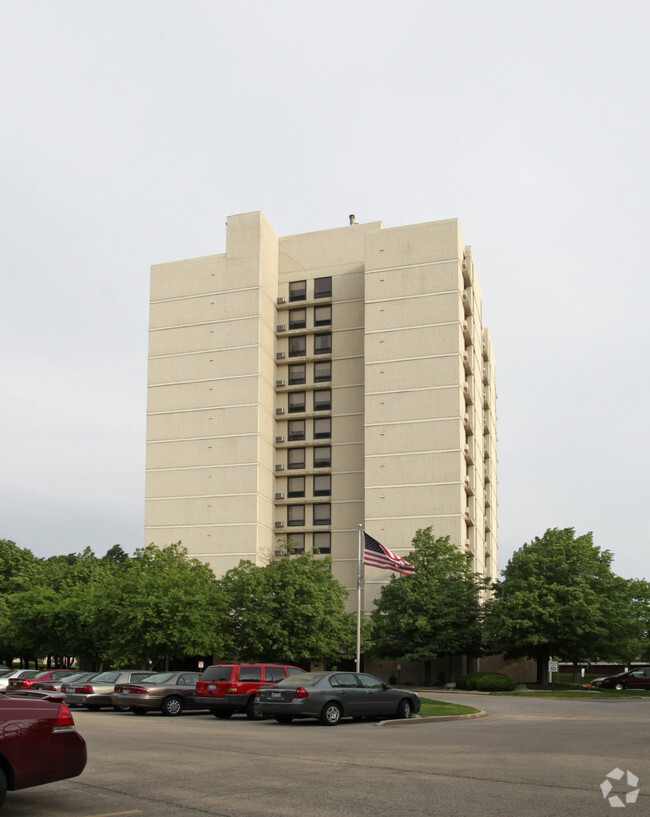 Primary Photo - The Park Tower Rental