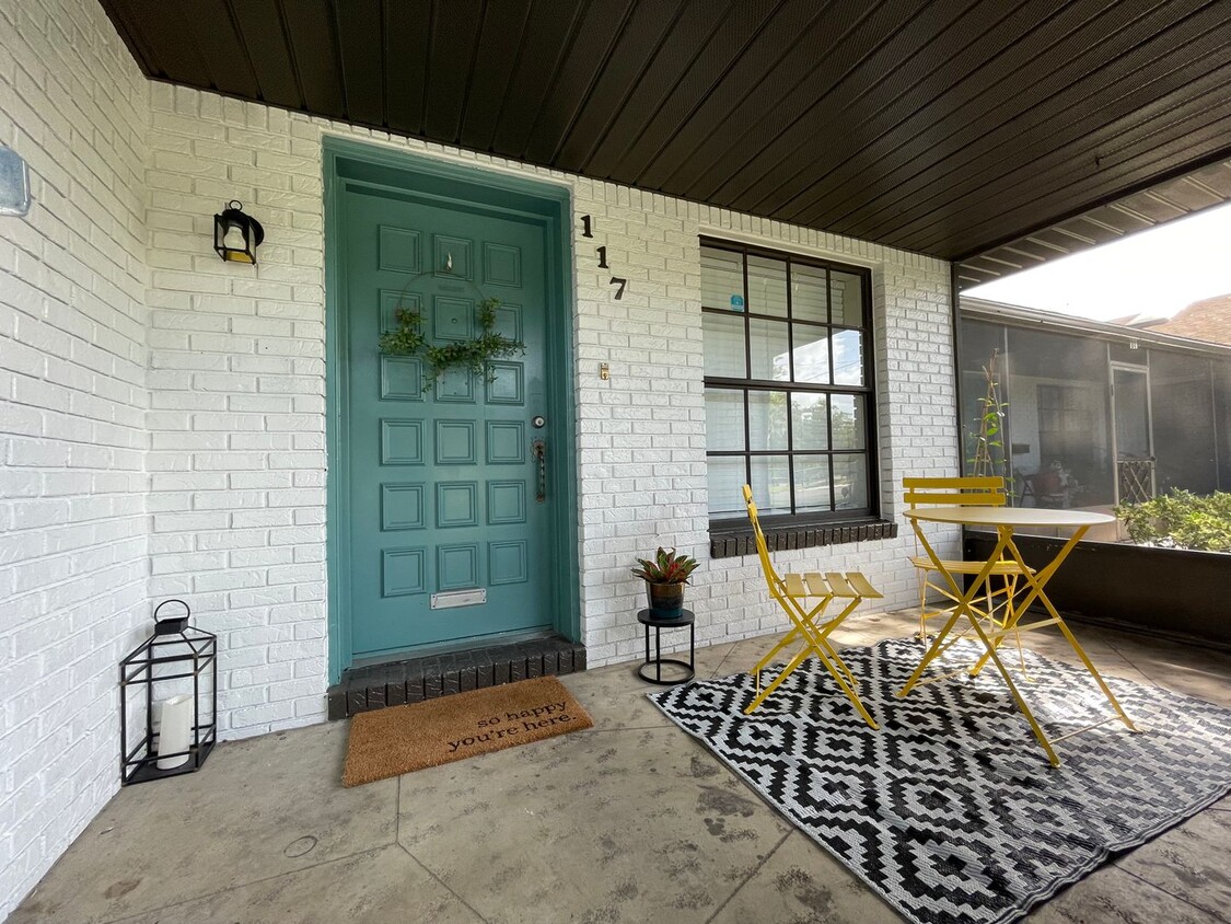Floor Plan - 2/1 Renovated - D