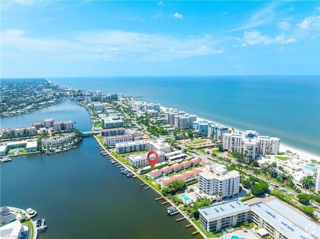 Building Photo - 3070 Gulf Shore Blvd N Rental