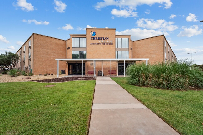 Building Photo - Christian Village Rental