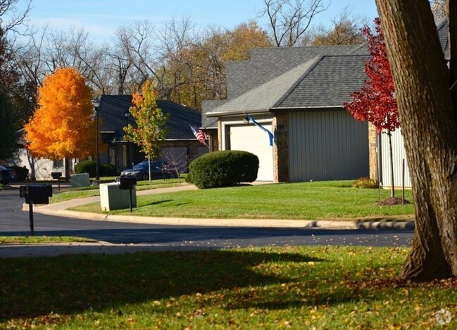 Building Photo - Creekside at Elfindale Rental