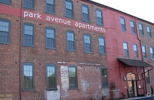 Primary Photo - Park Avenue Apartments