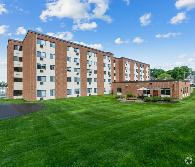 Building Photo - East Side Apartments