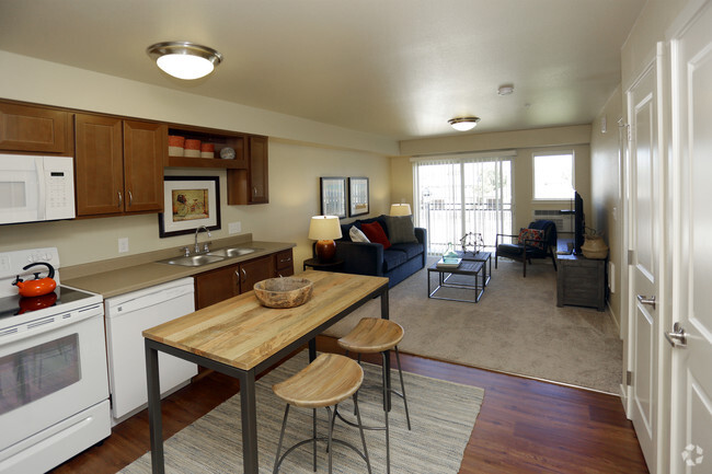 1BR, 1BA - 617 SF - Affinity at Fort Collins 55+ Apartments