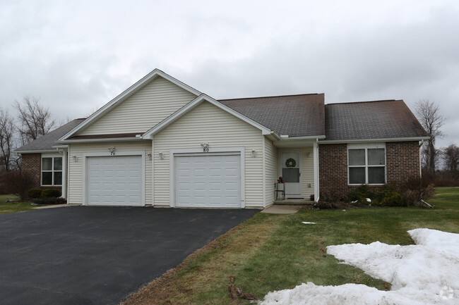 Building Photo - Unionville Station Senior Townhomes 55+