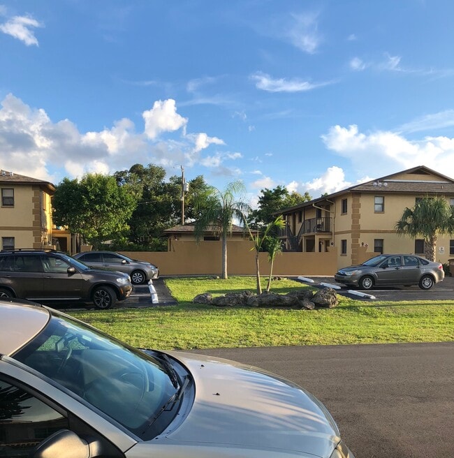 Gemini Apartments - Gemini Apartments
