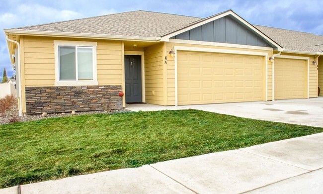 Building Photo - Spokane Valley Villas Rental