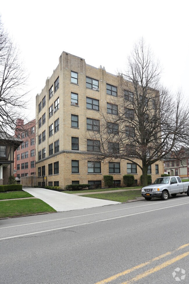 Linwood Manor Senior Apartments Buffalo, New York 2 units available