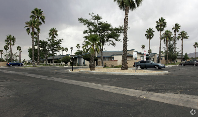 Photo - Hesperia Gardens Apartments