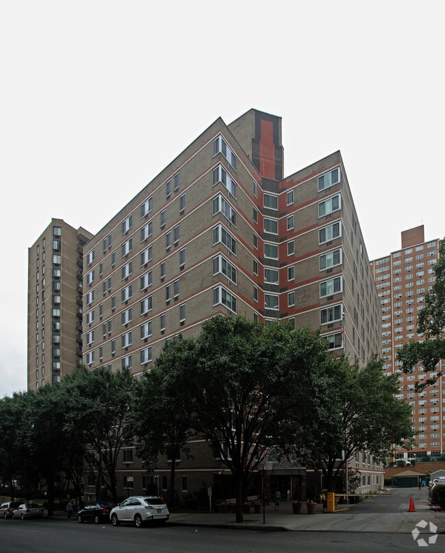 Building Photo - Senior Living- B'nai B'rith of Queens Rental