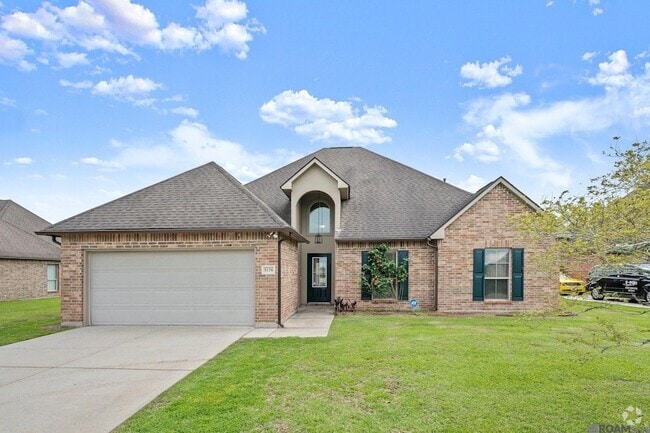 Building Photo - 5176 Wildwood Dr Rental