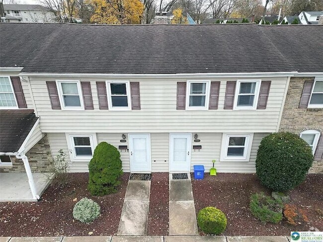 Building Photo - 2080 Johnston Dr Rental