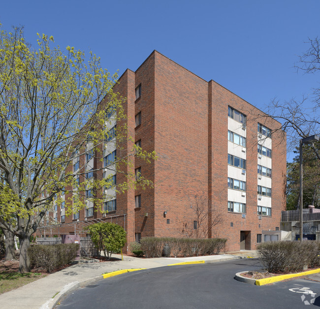 Building Photo - Curtis Arms Apartments