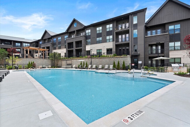 Building Photo - EVOQ EAST COBB Rental