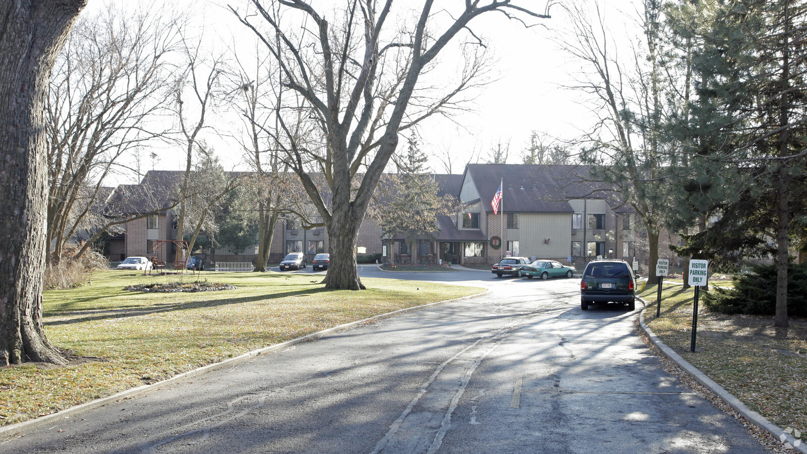 Photo - Gilbert Court Apartments