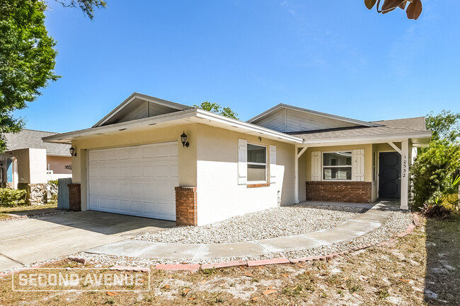 Photo - 10532 Wyndcliff Dr Rental