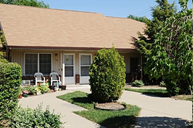 Building Photo - Grant Manor Senior Apartments