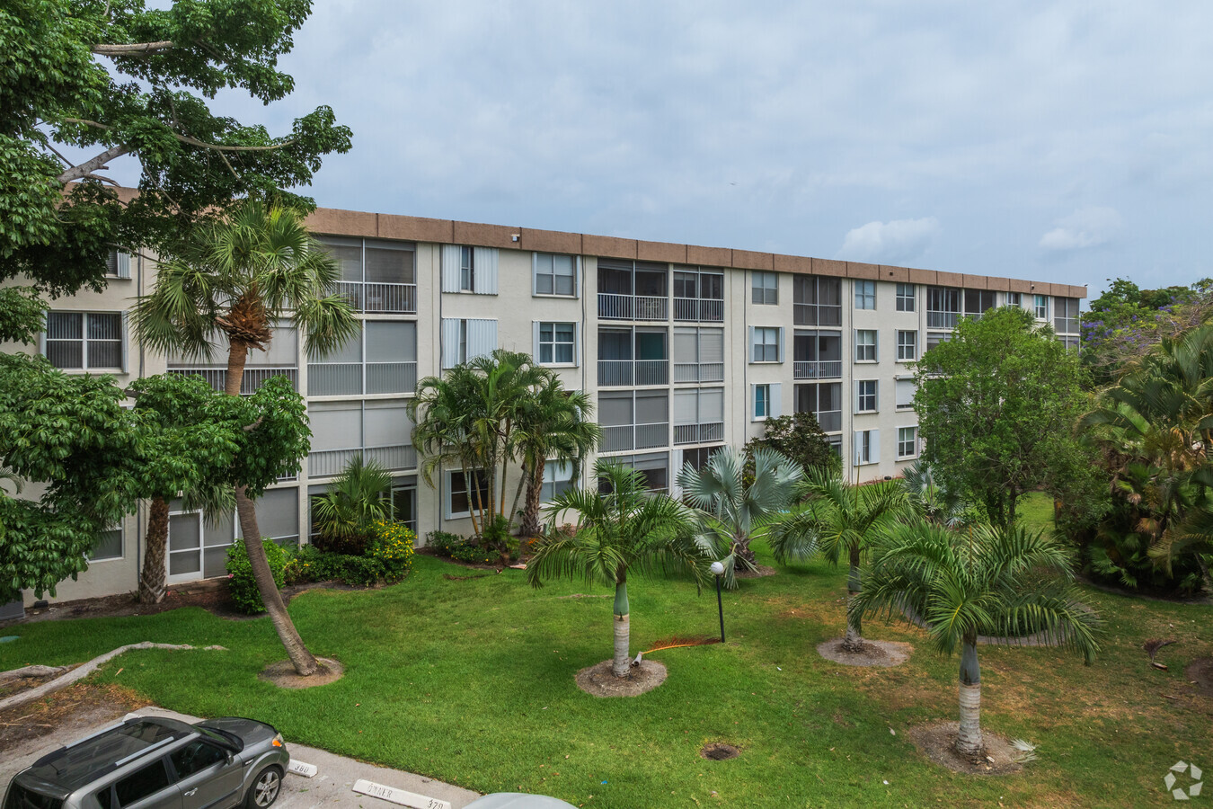 Primary - Seagate of Gulfstream Condominiums