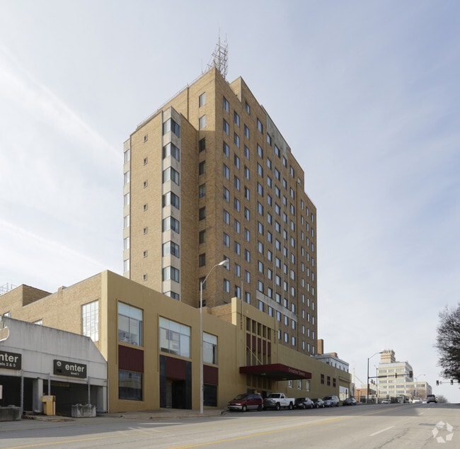 Primary Photo - Town House