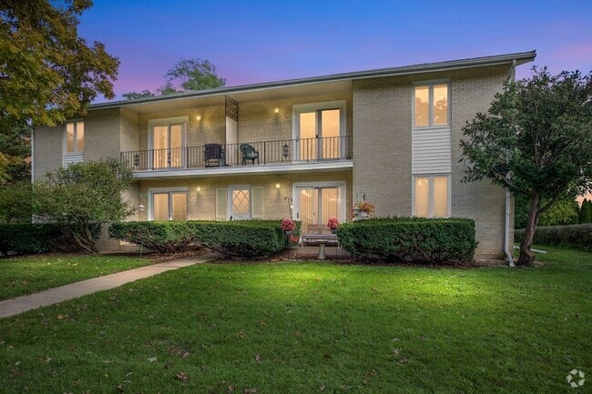 Building Photo - 31 Green Oaks Dr Rental