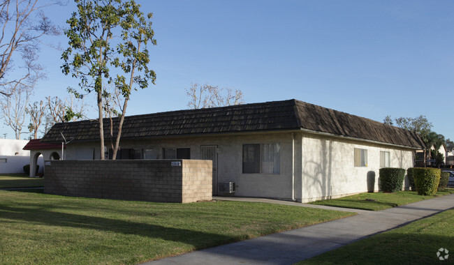 Building Photo - Santa Fe Senior Apartments