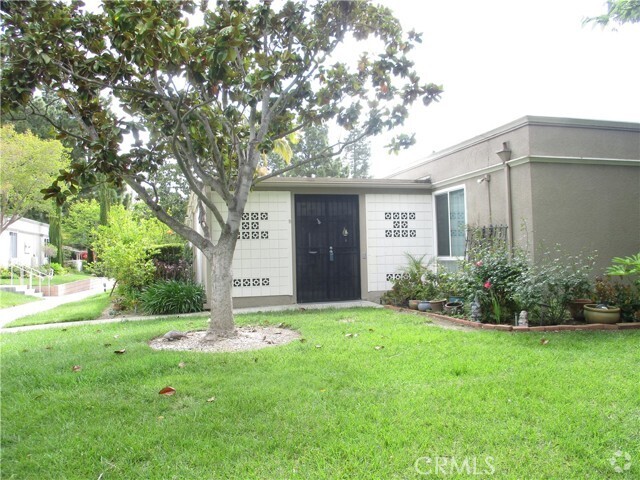 Building Photo - 348 Avenida Sevilla Rental