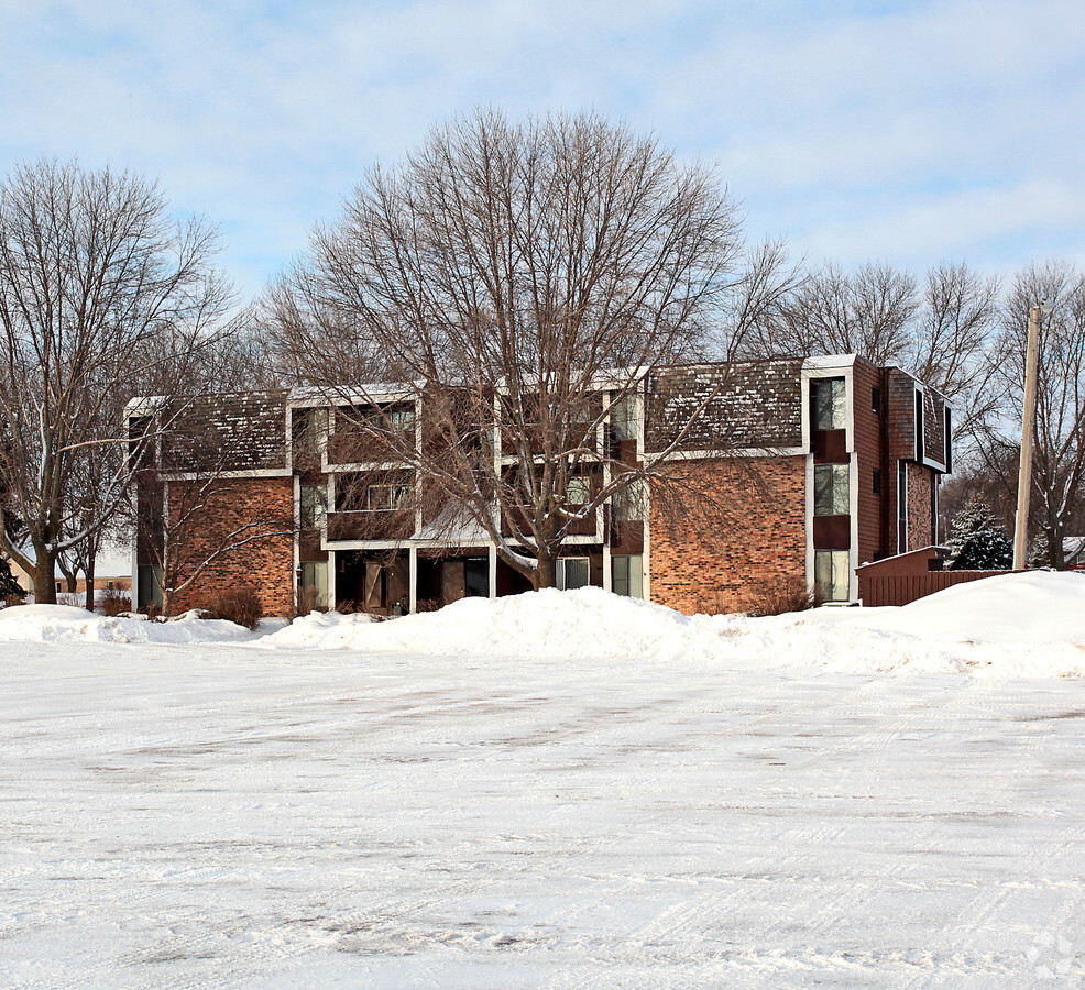 Nyberg Apartments 55+ - Nyberg Apartments 55+