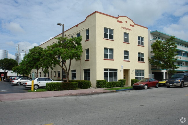 Building Photo - Jefferson Apartments