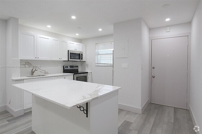 Building Photo - 17255 SW 95th Ave Rental