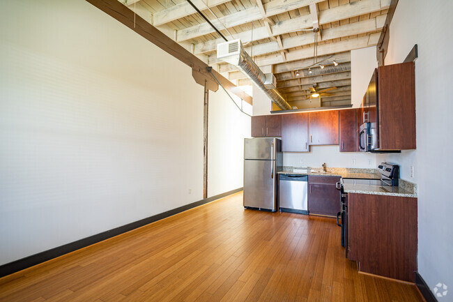 Interior Photo - Cobblestone Commons Rental