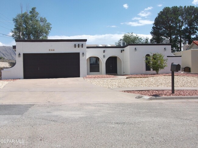 Photo - 844 Tepic Dr Rental