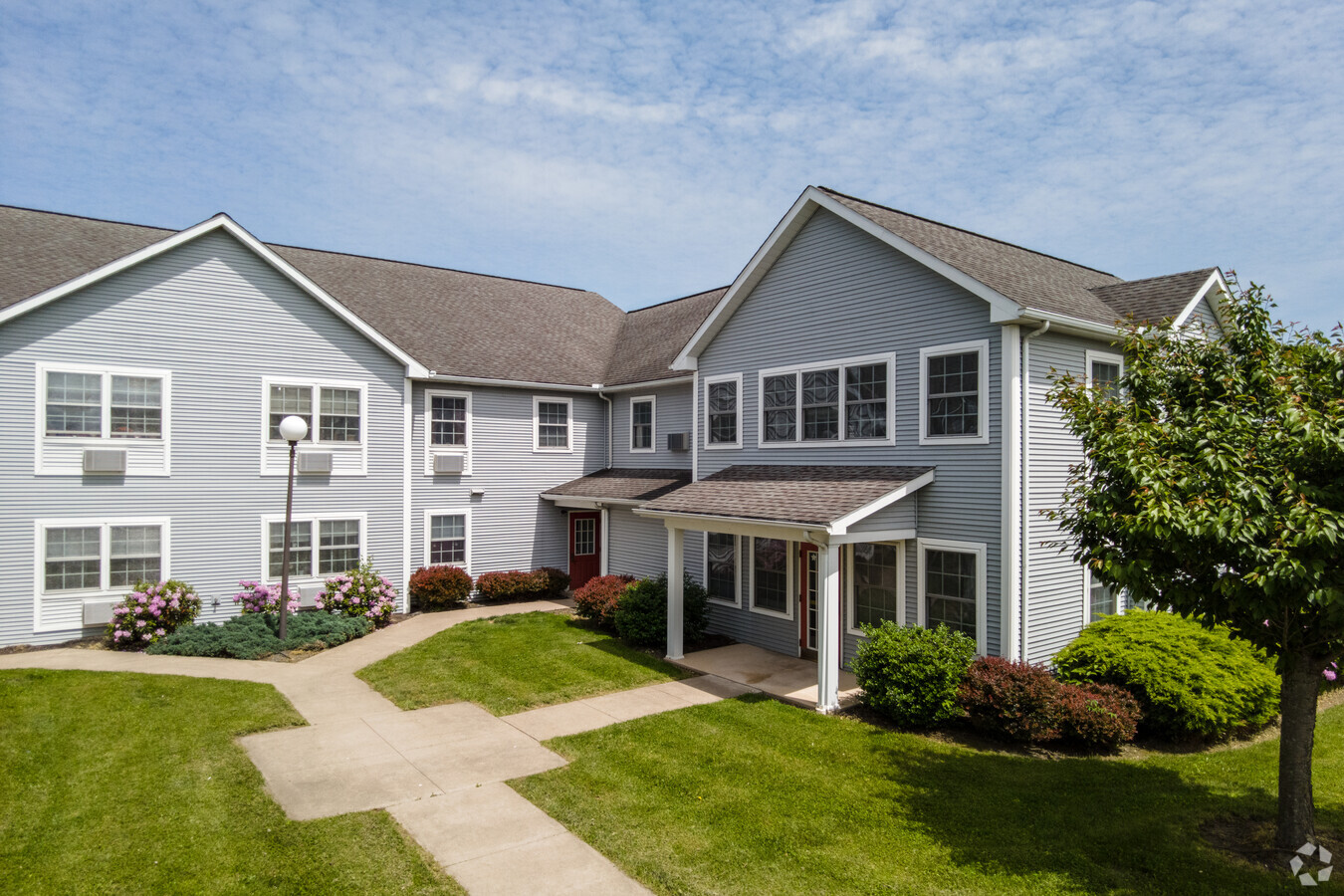 Photo - Monroe Estates Apartments