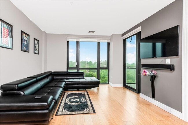 Photo - 701 Ridge Hill Boulevard Unit 9G Condo