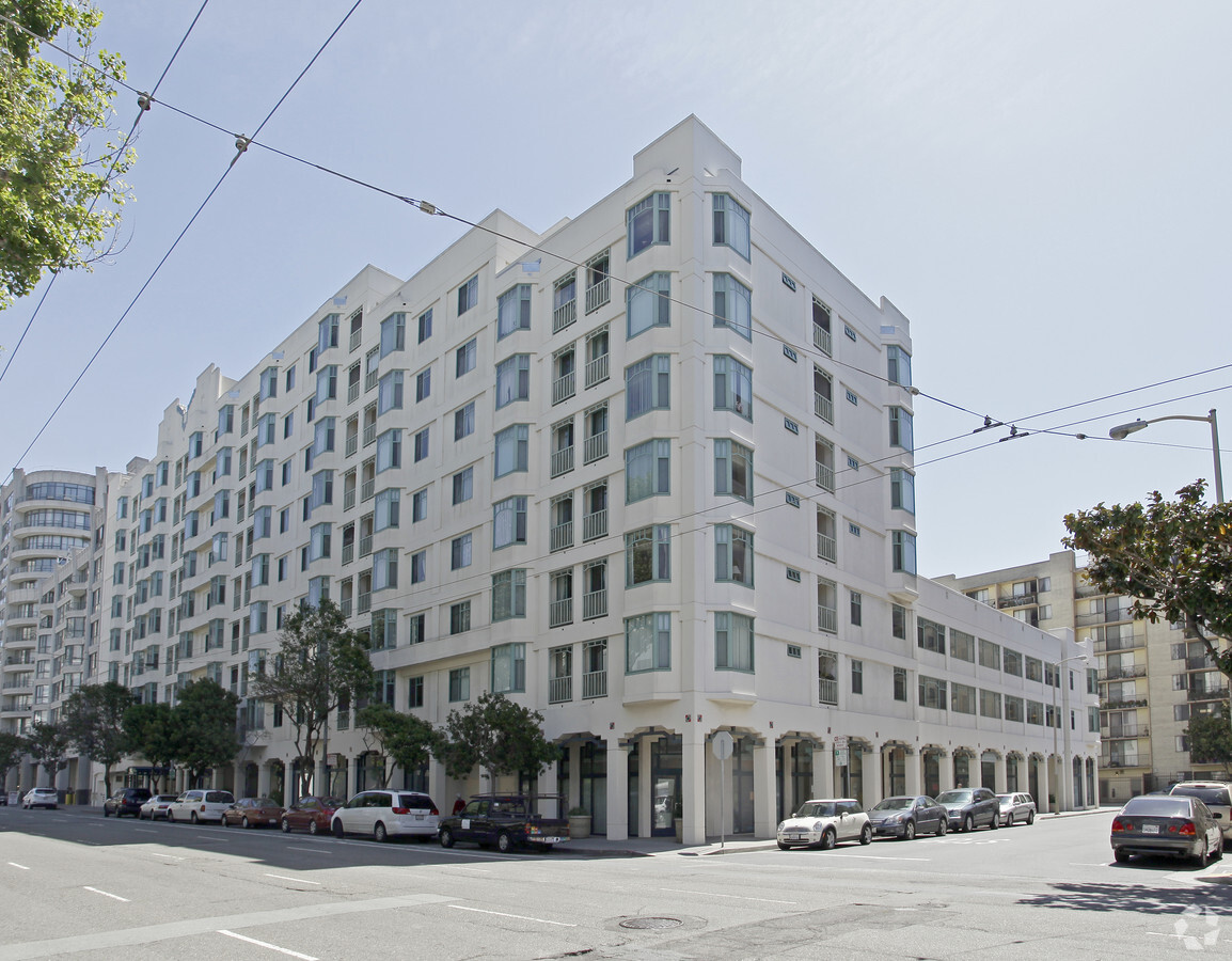 Photo - Mendelsohn House Apartments