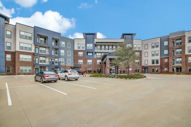 Watermere at Woodland Lakes - Watermere at Woodland Lakes Apartments