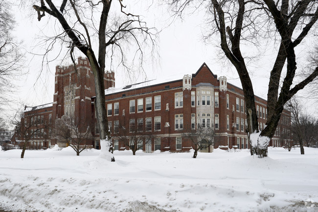 Photo - John W Weeks House Apartments