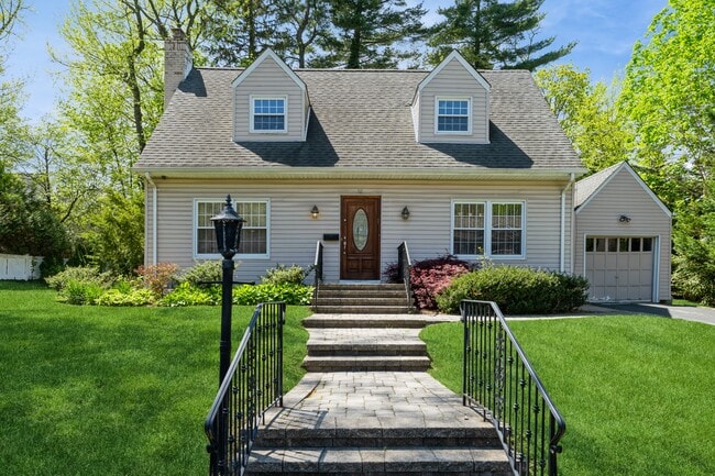 Photo - 16 Plymouth Rd Rental