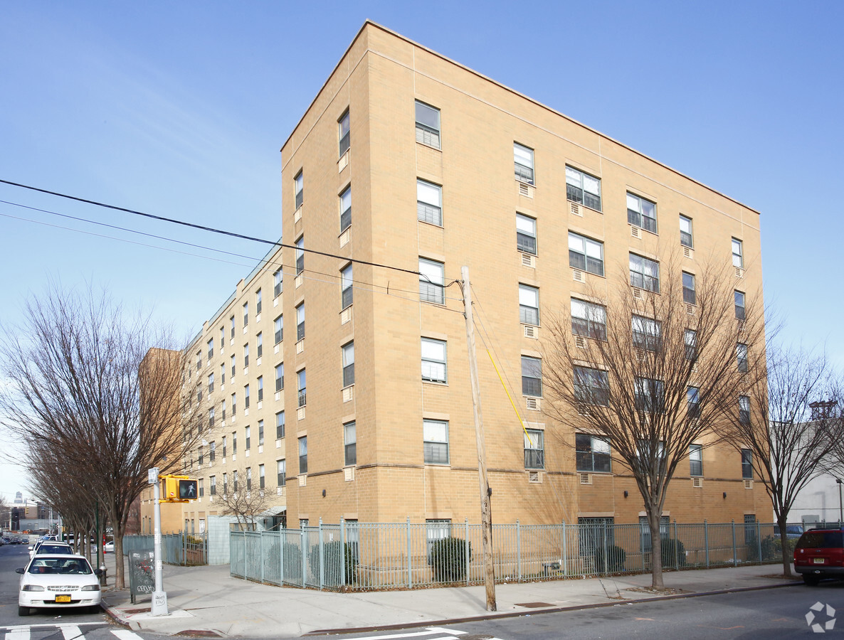 Photo - Noll Street Apartments