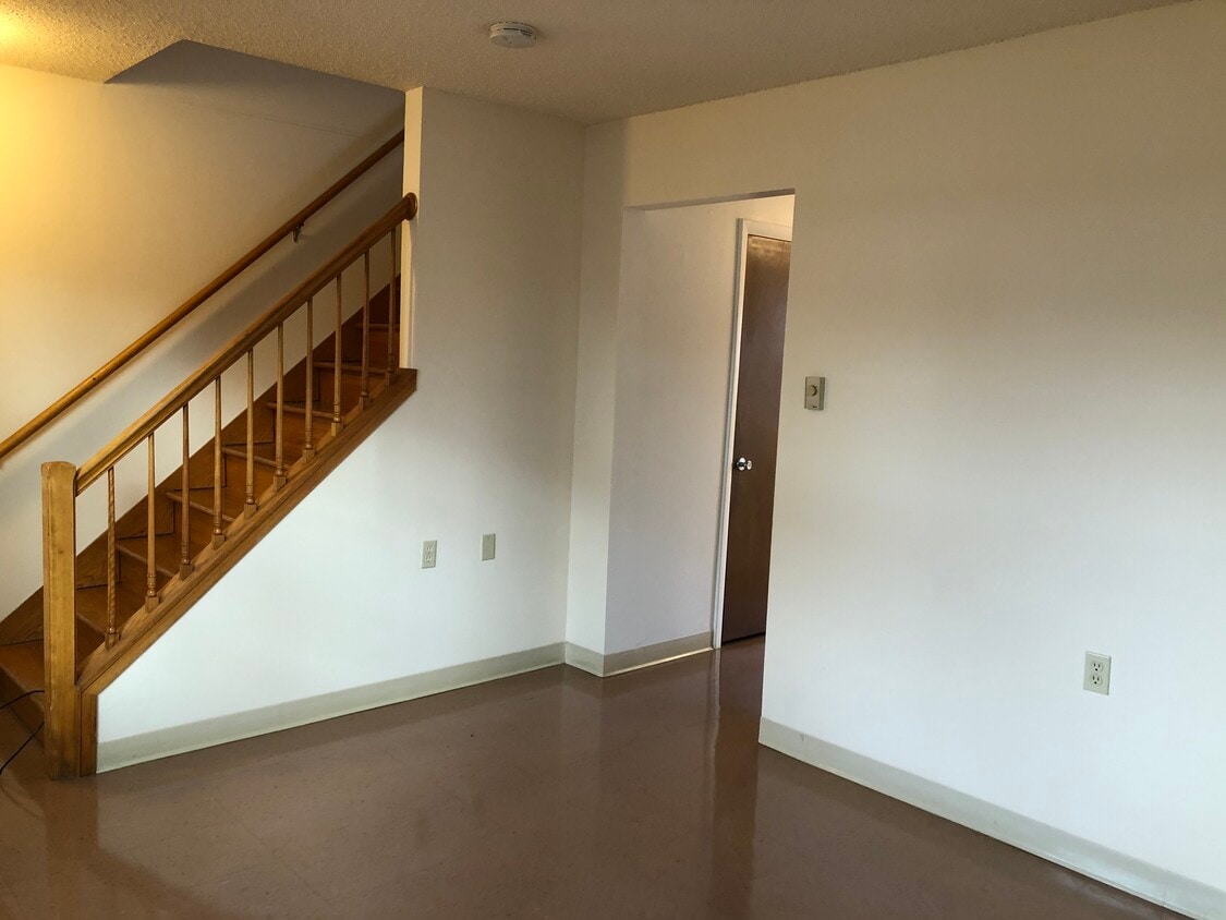 Floor Plan - 2 Bedroom Market