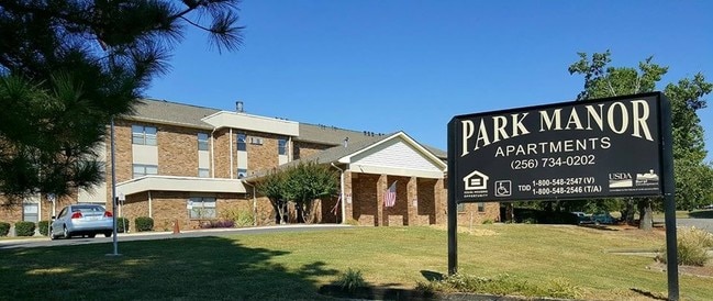 Park Manor Apartments - Park Manor Apartments