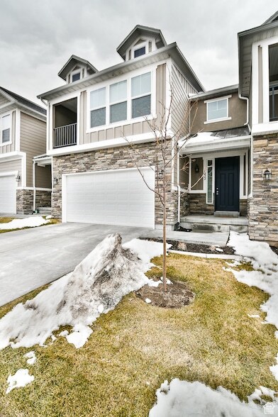 Photo - 1632 N Apache Rd Townhome