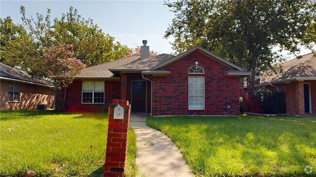 Building Photo - 2307 Carnation Ct Rental