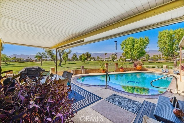 Building Photo - 38250 Azalea Dr
