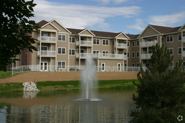 Building Photo - Willowbrook Place Rental