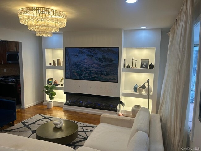 Building Photo - 264 Hosmer Ave