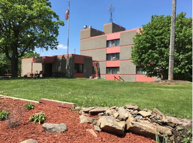 Building Photo - Riverview Apartments