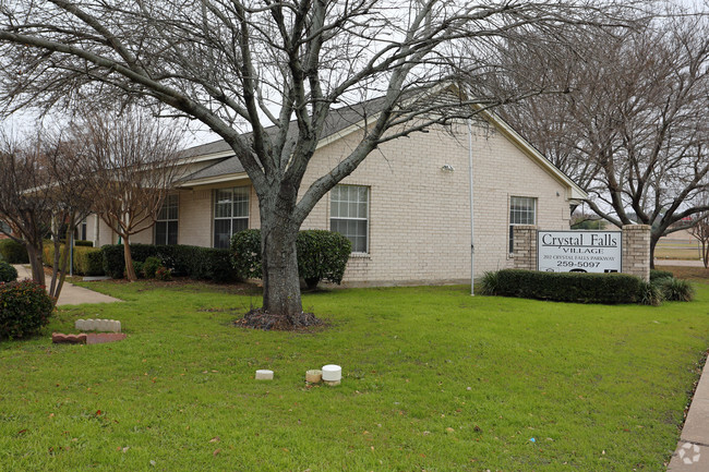 Photo - Crystal Falls Village Apartments