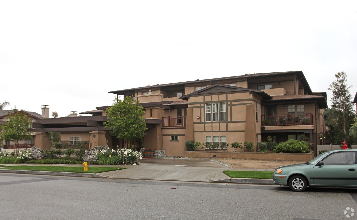 Sierra Vista Apartments Sierra Madre, California 0 unit available