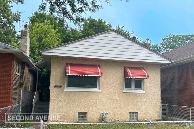 Building Photo - 8239 S Woodlawn Ave Rental